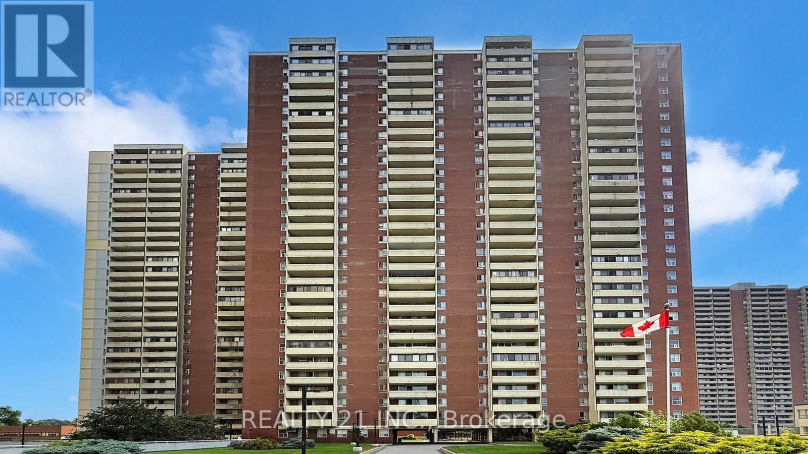 #2103 5 MASSEY SQUARE - 3