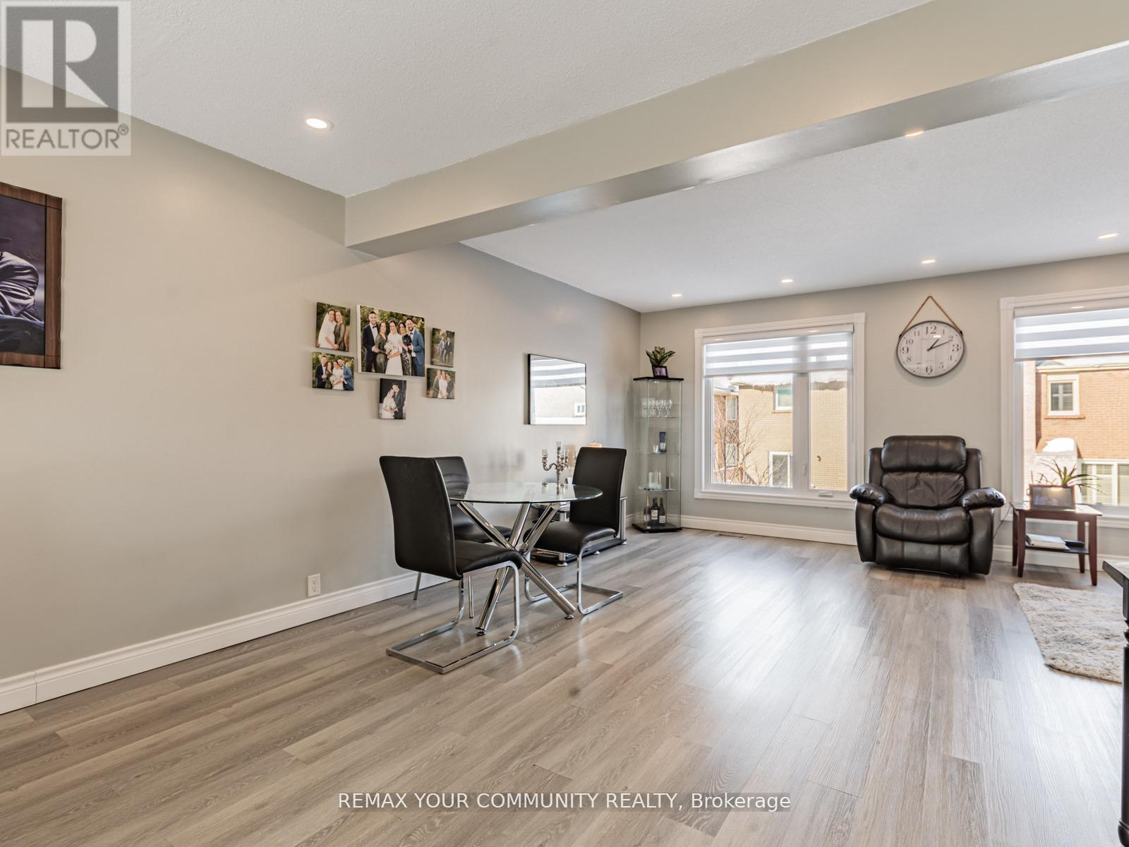 60 DANA CRESCENT - 11