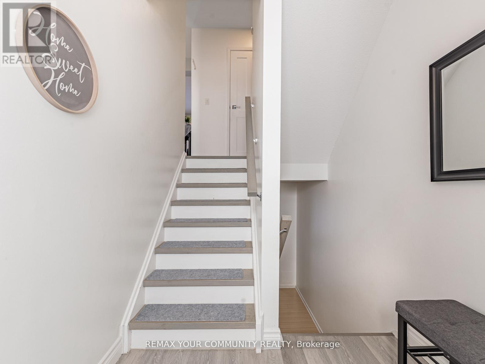 60 DANA CRESCENT - 6