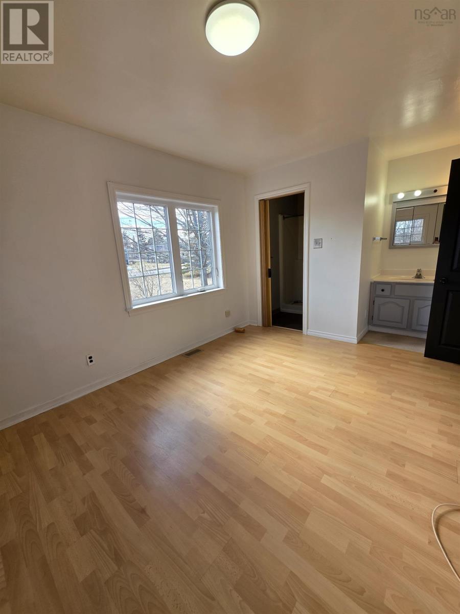 61 MT FLORENCE STREET - 21