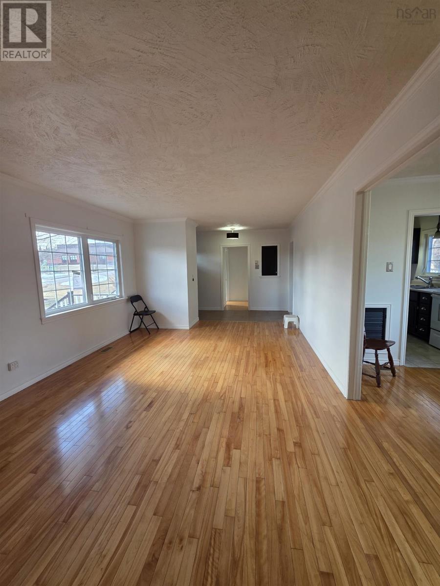 61 MT FLORENCE STREET - 6