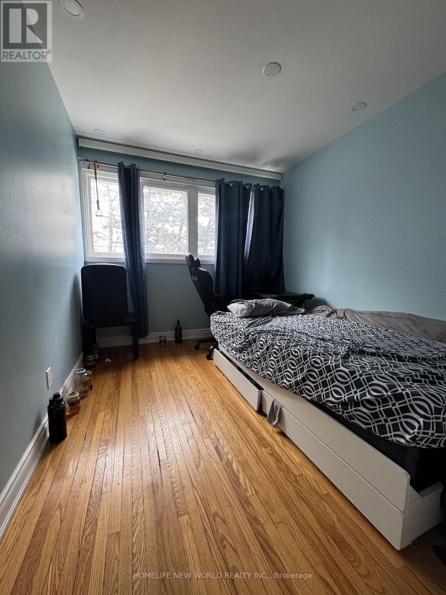 #113 2901 JANE STREET - 13