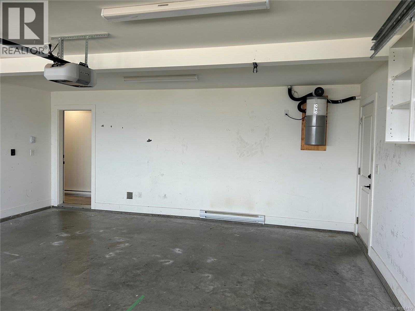 6568 FELDERHOF RD - 13