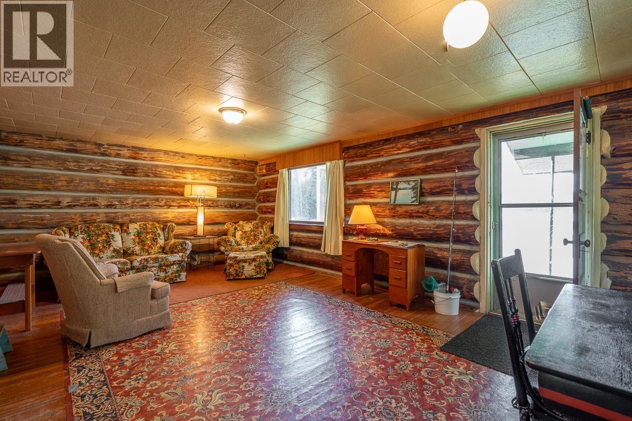 3920 EAGLE CREEK ROAD - 10