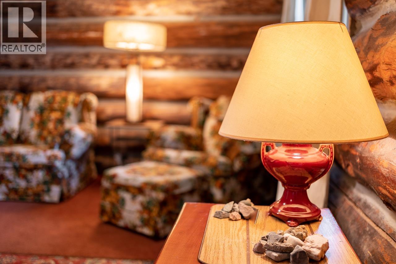 3920 EAGLE CREEK ROAD - 14