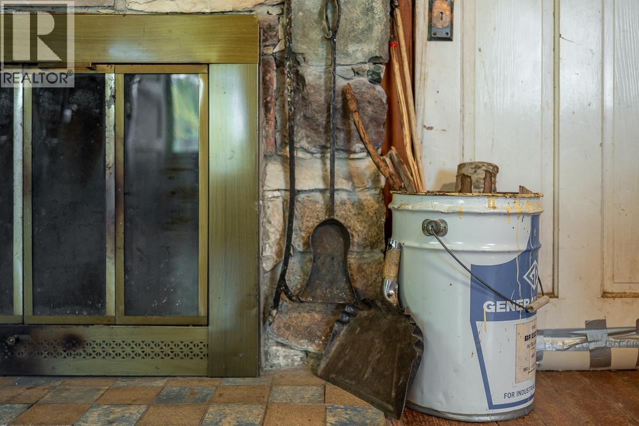 3920 EAGLE CREEK ROAD - 18