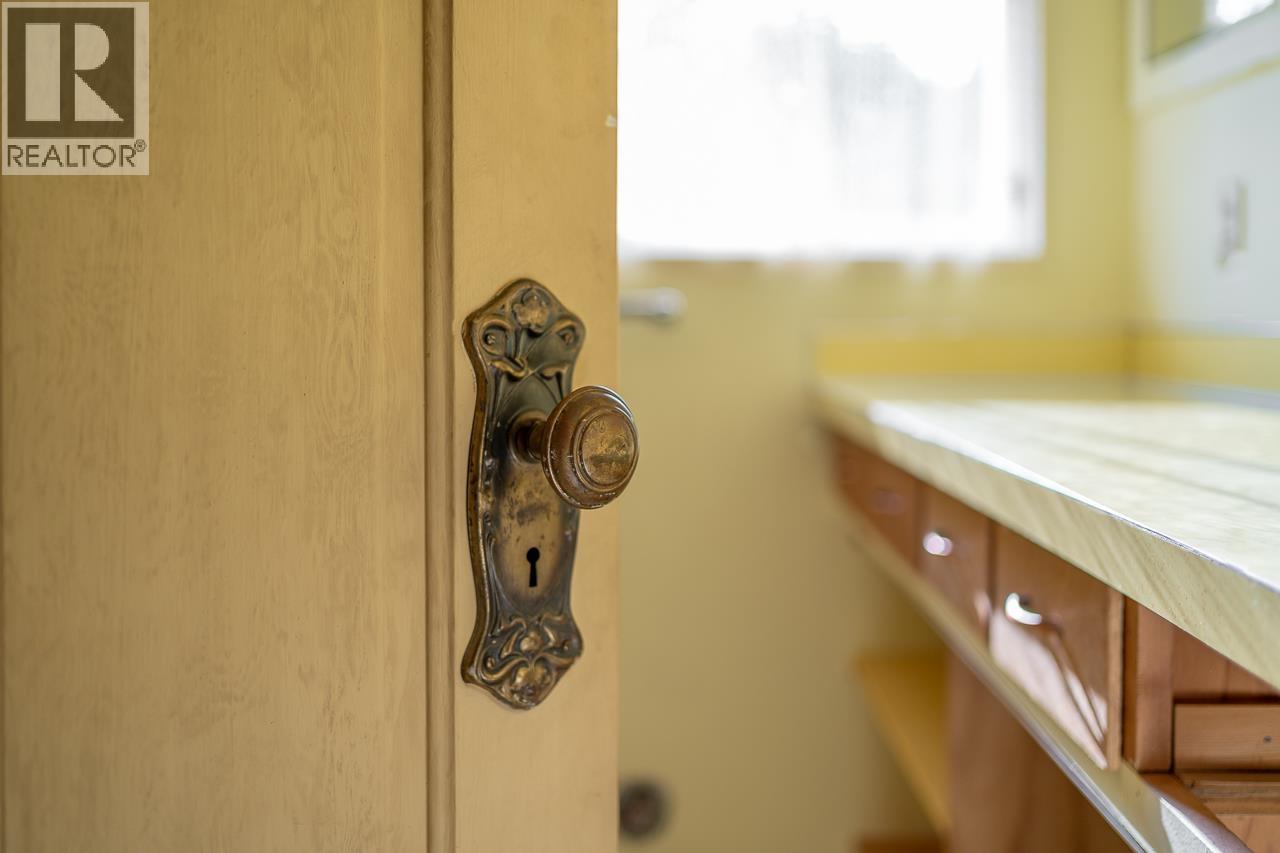 3920 EAGLE CREEK ROAD - 26