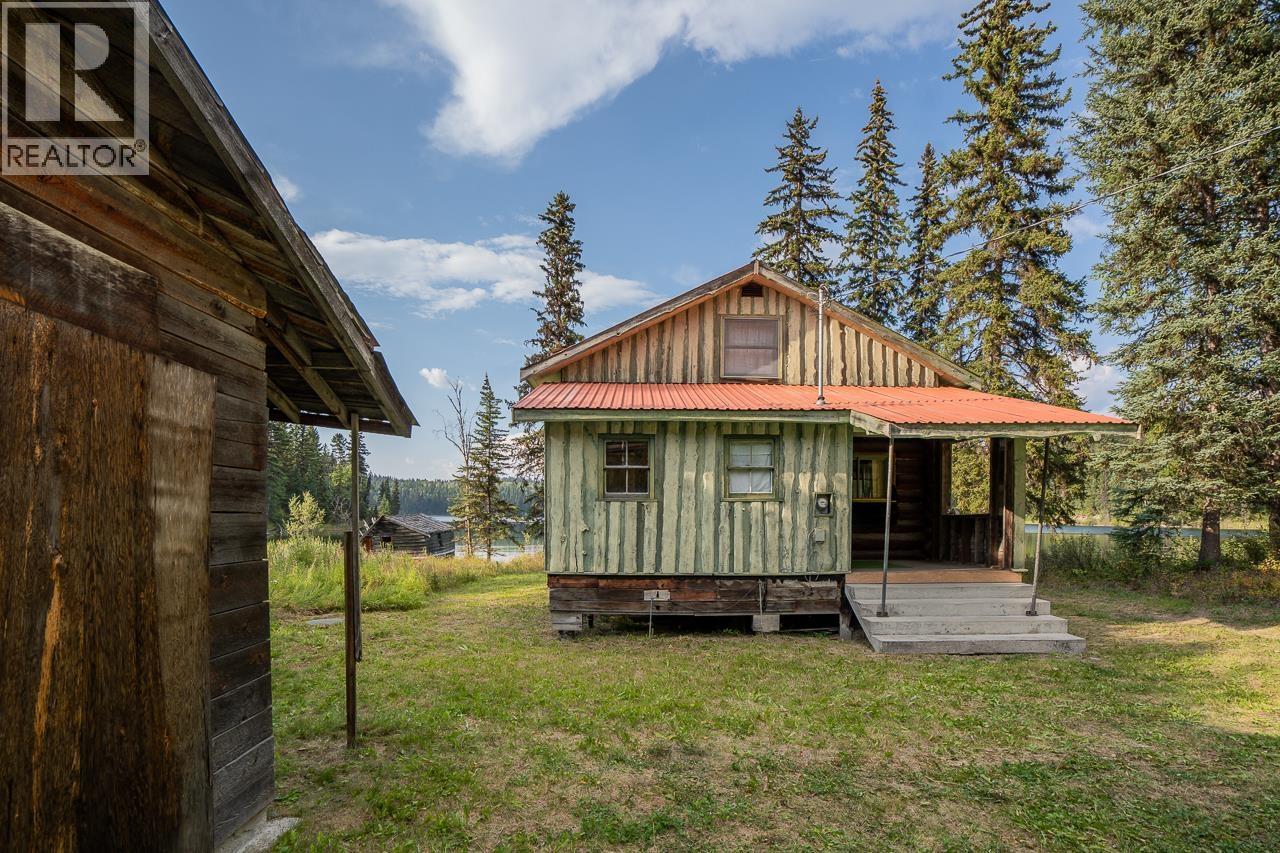 3920 EAGLE CREEK ROAD - 34