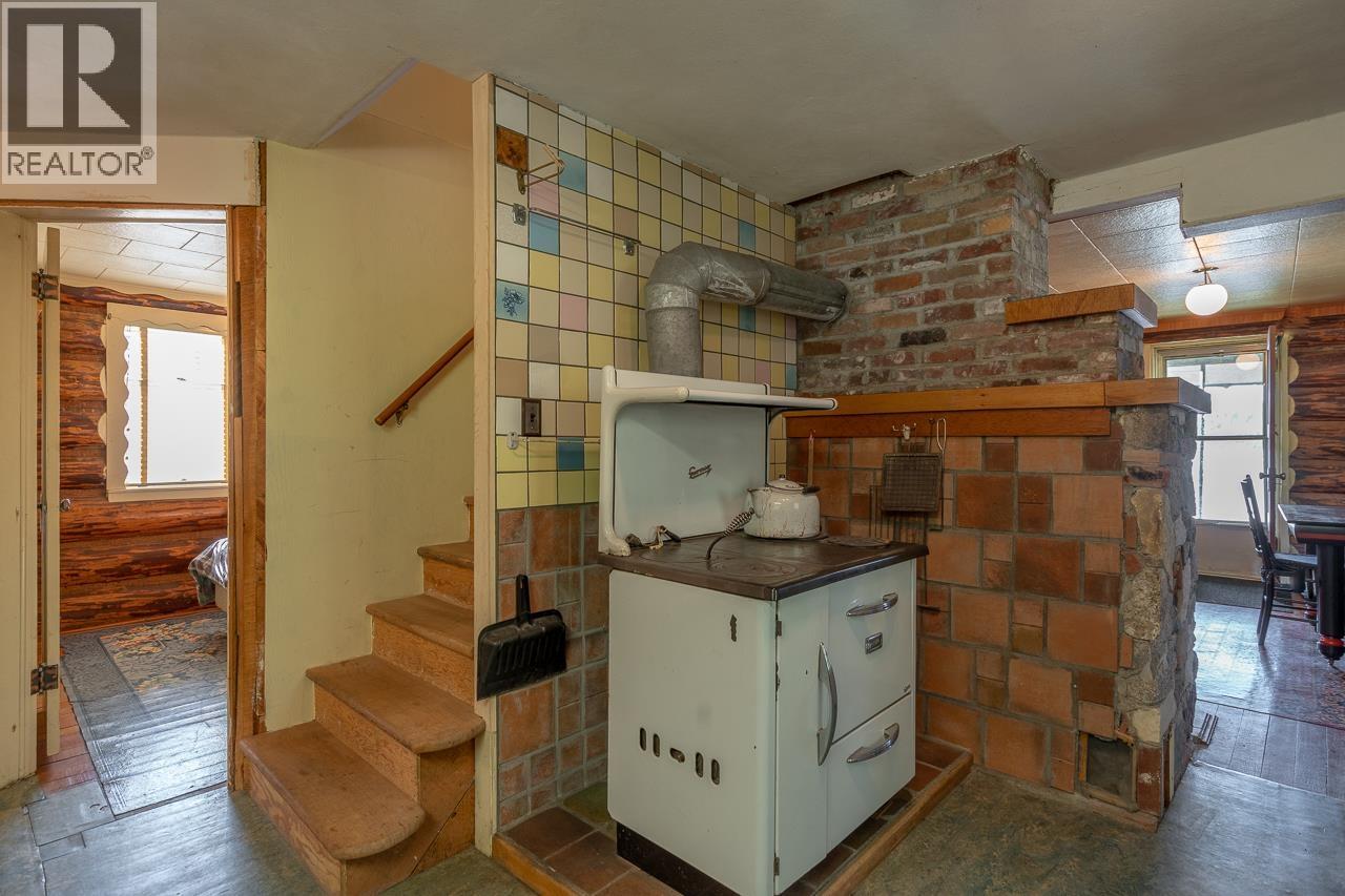 3920 EAGLE CREEK ROAD - 6