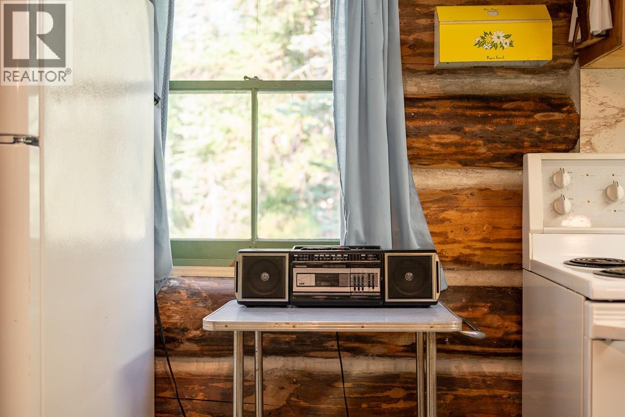 3920 EAGLE CREEK ROAD - 8