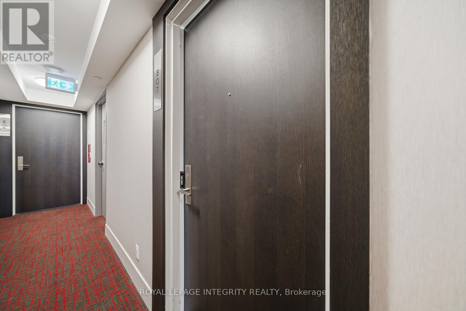 #807 38 MONTE KWINTER COURT - 41