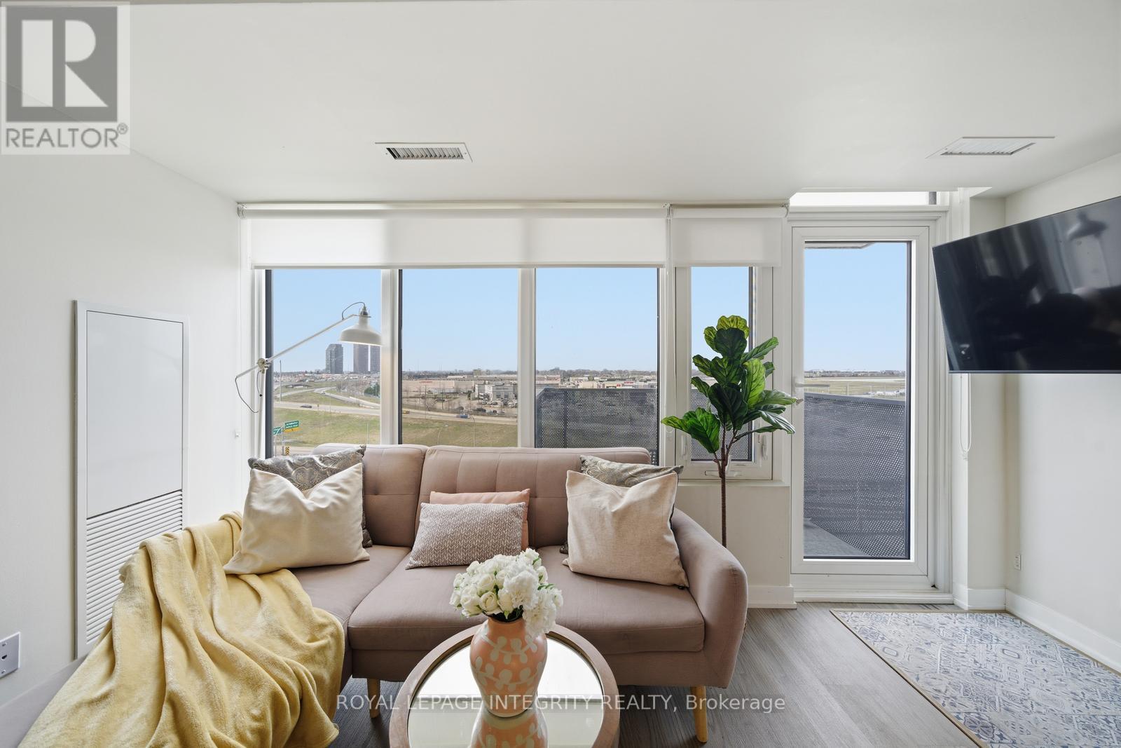 #807 38 MONTE KWINTER COURT - 8