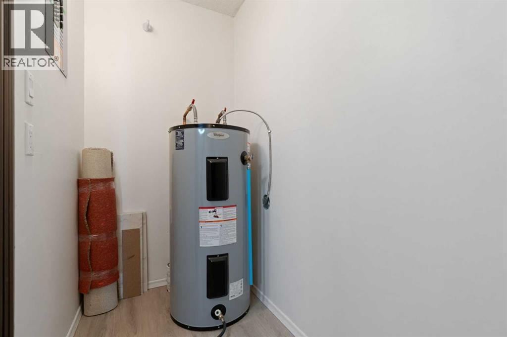 #1411 3500 VARSITY DRIVE NW - 15