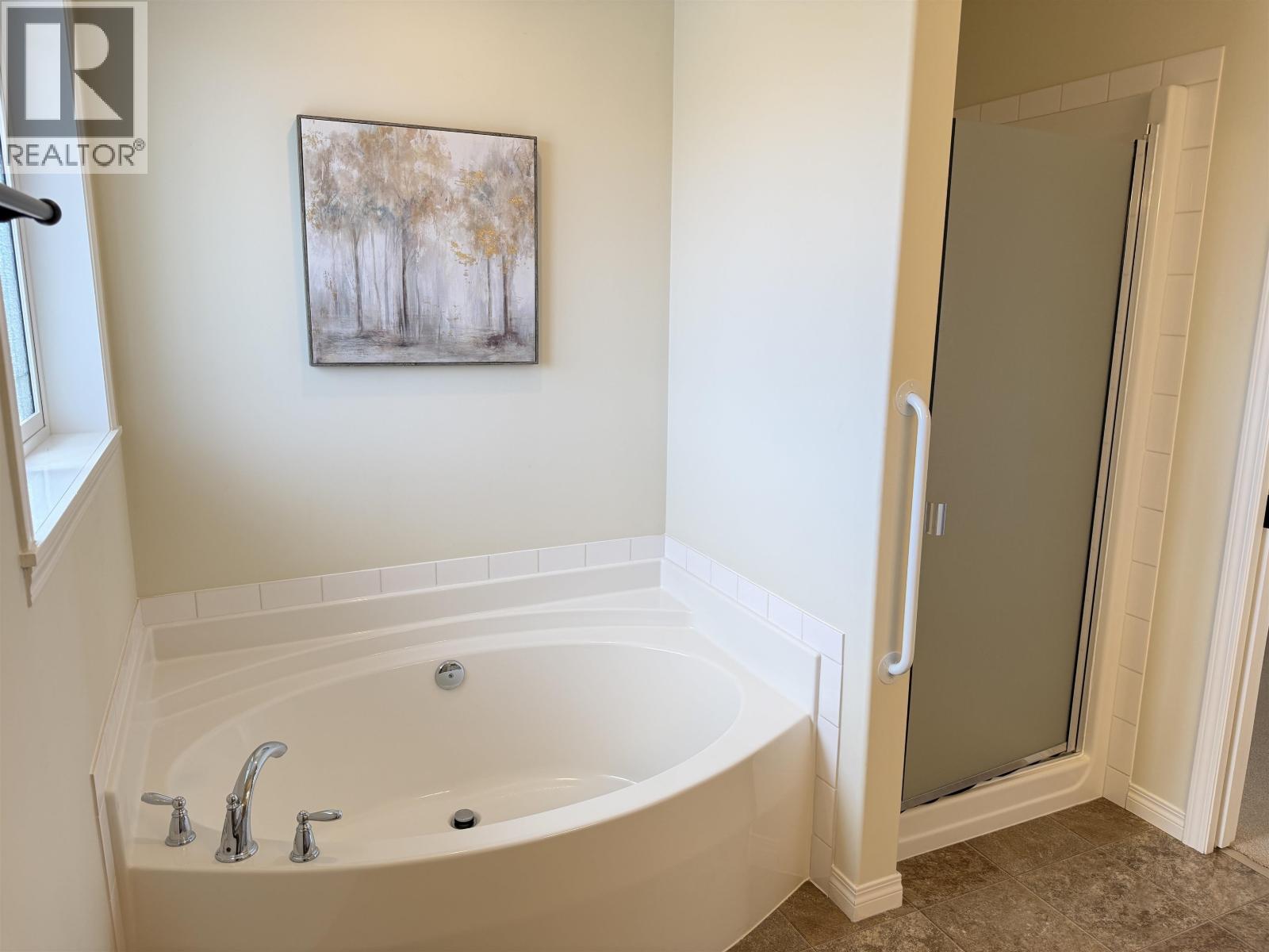 2827 RIVERVIEW DRIVE - 31