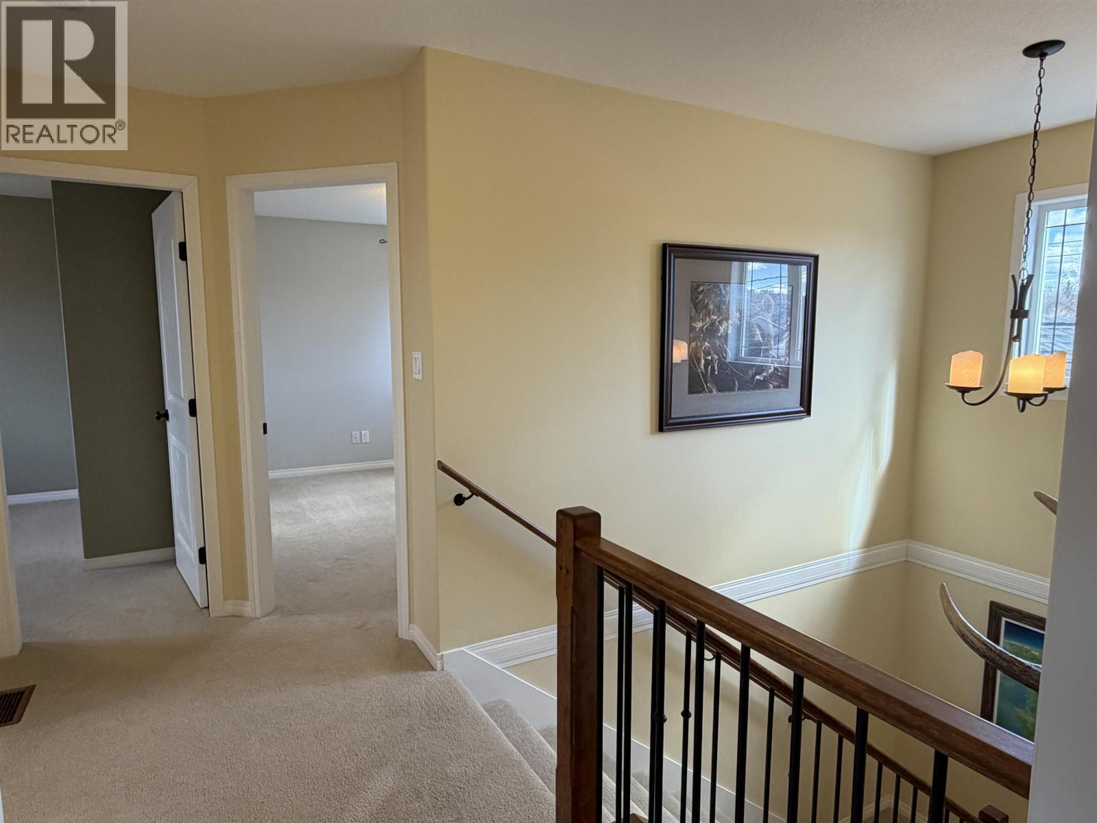 2827 RIVERVIEW DRIVE - 35