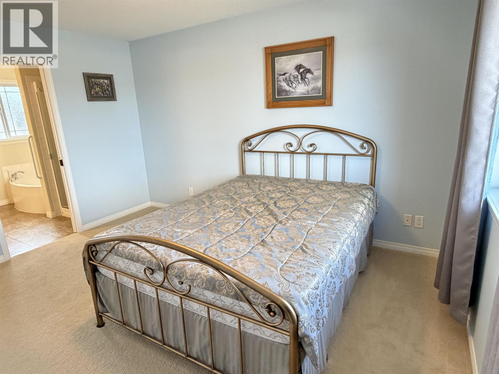 2827 RIVERVIEW DRIVE - 29