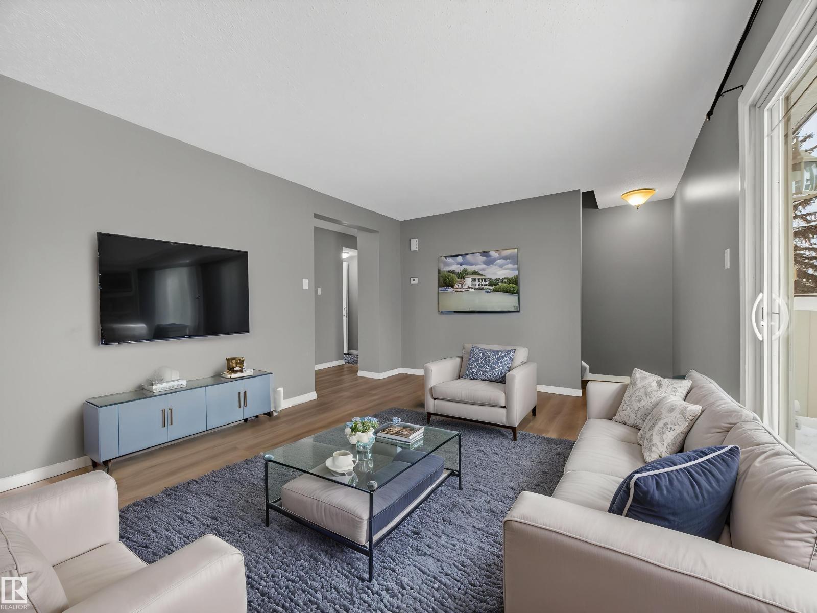 7715 37 AV NW, Edmonton