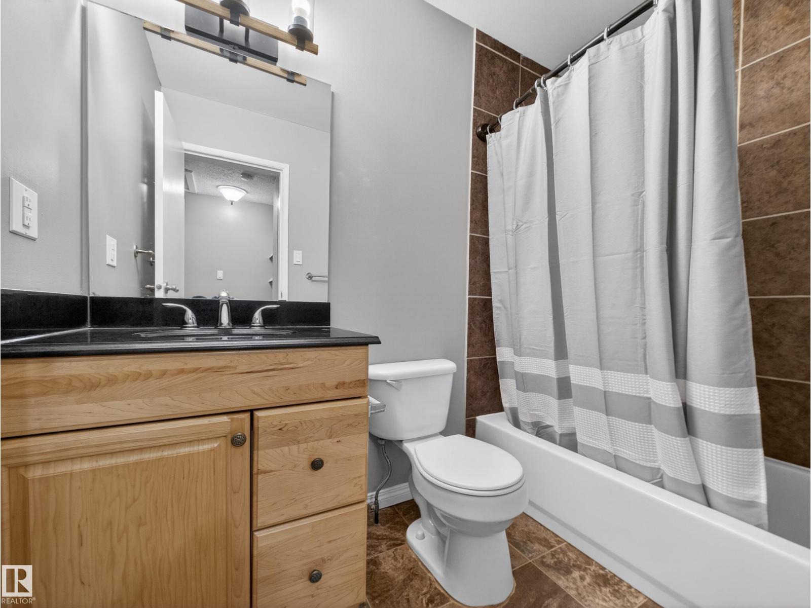 7715 37 AV NW, Edmonton