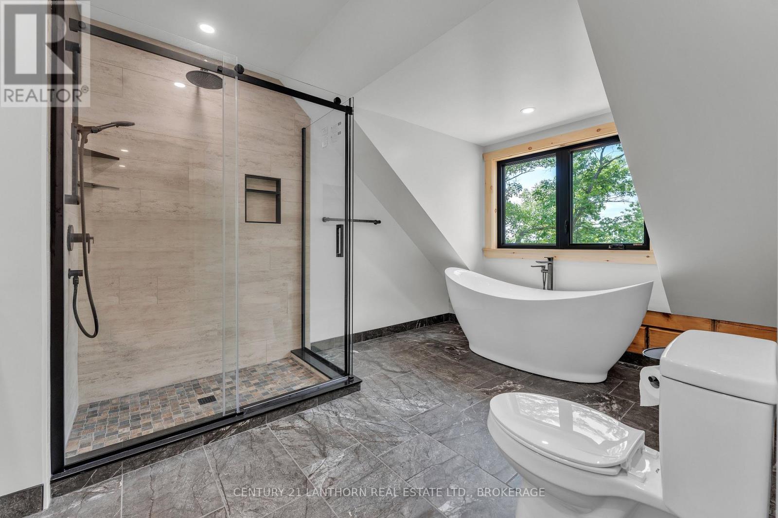 1120B WARRINGTON ROAD - 19