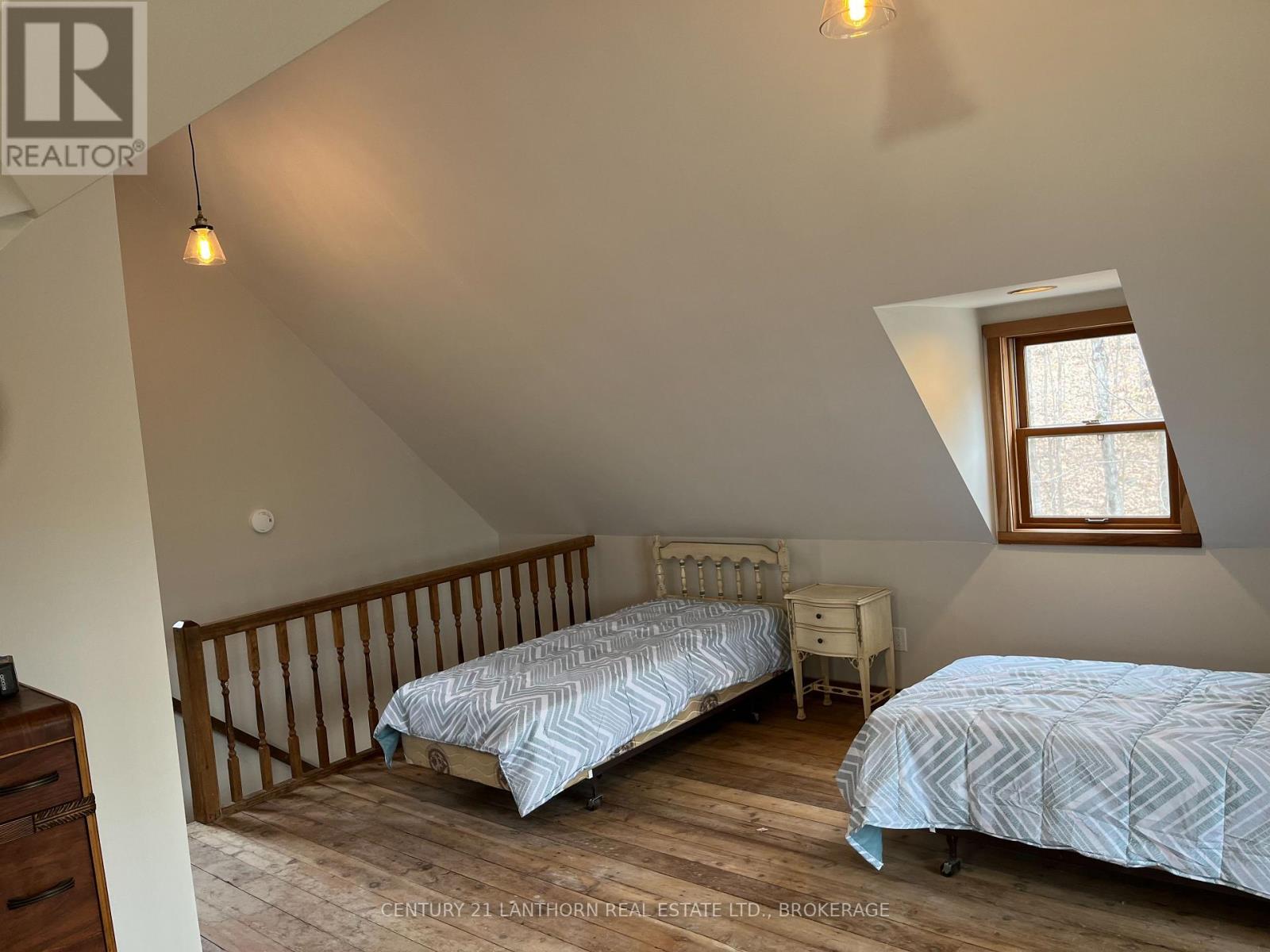 1120B WARRINGTON ROAD - 45