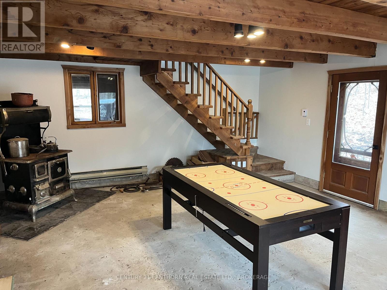 #ROAD WARRINGTON 1120B ROAD - 46