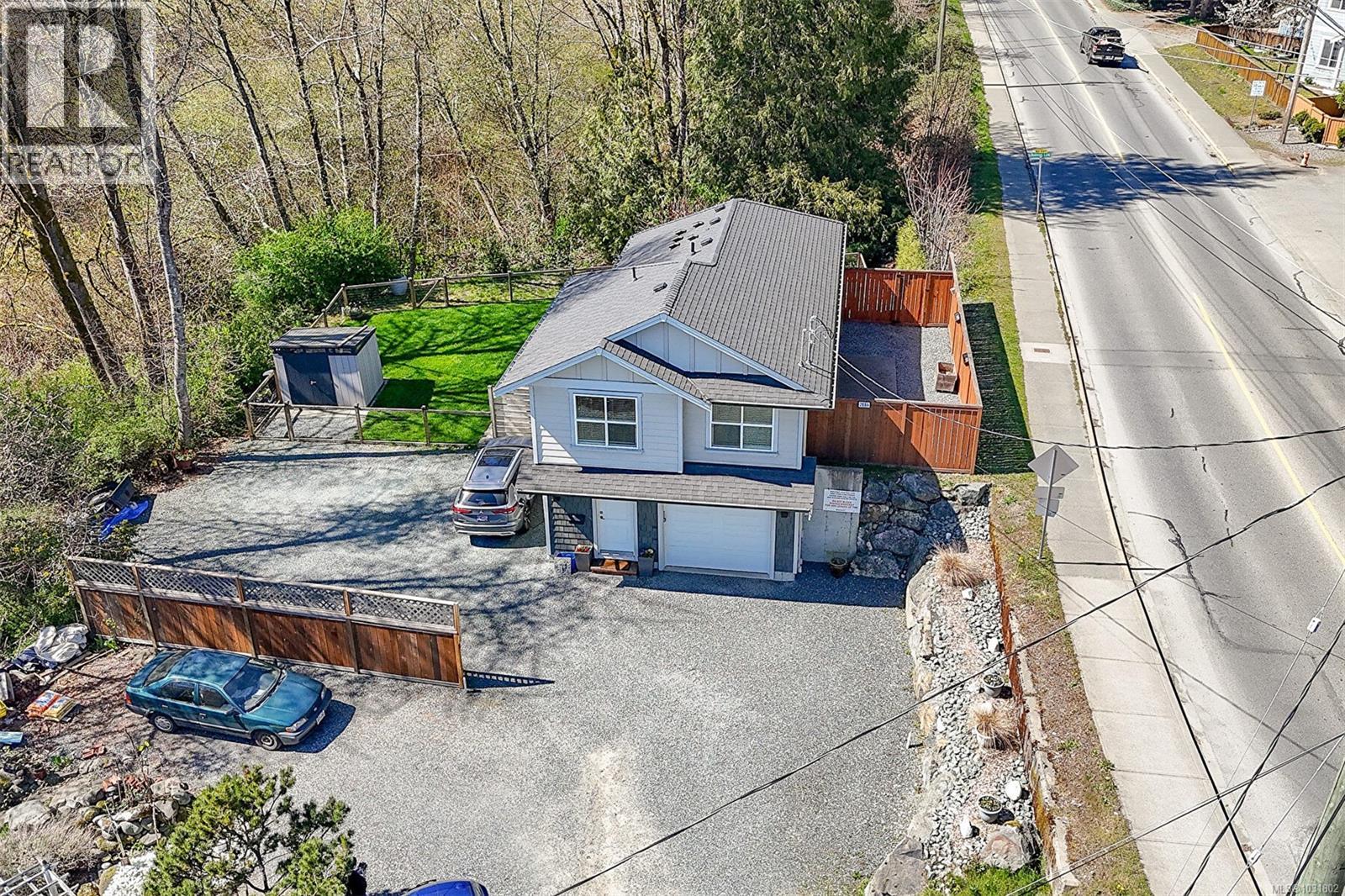 2886 SHERMAN RD - 2