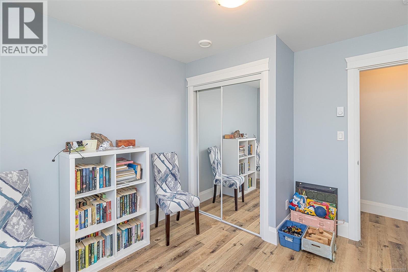 2886 SHERMAN RD - 32