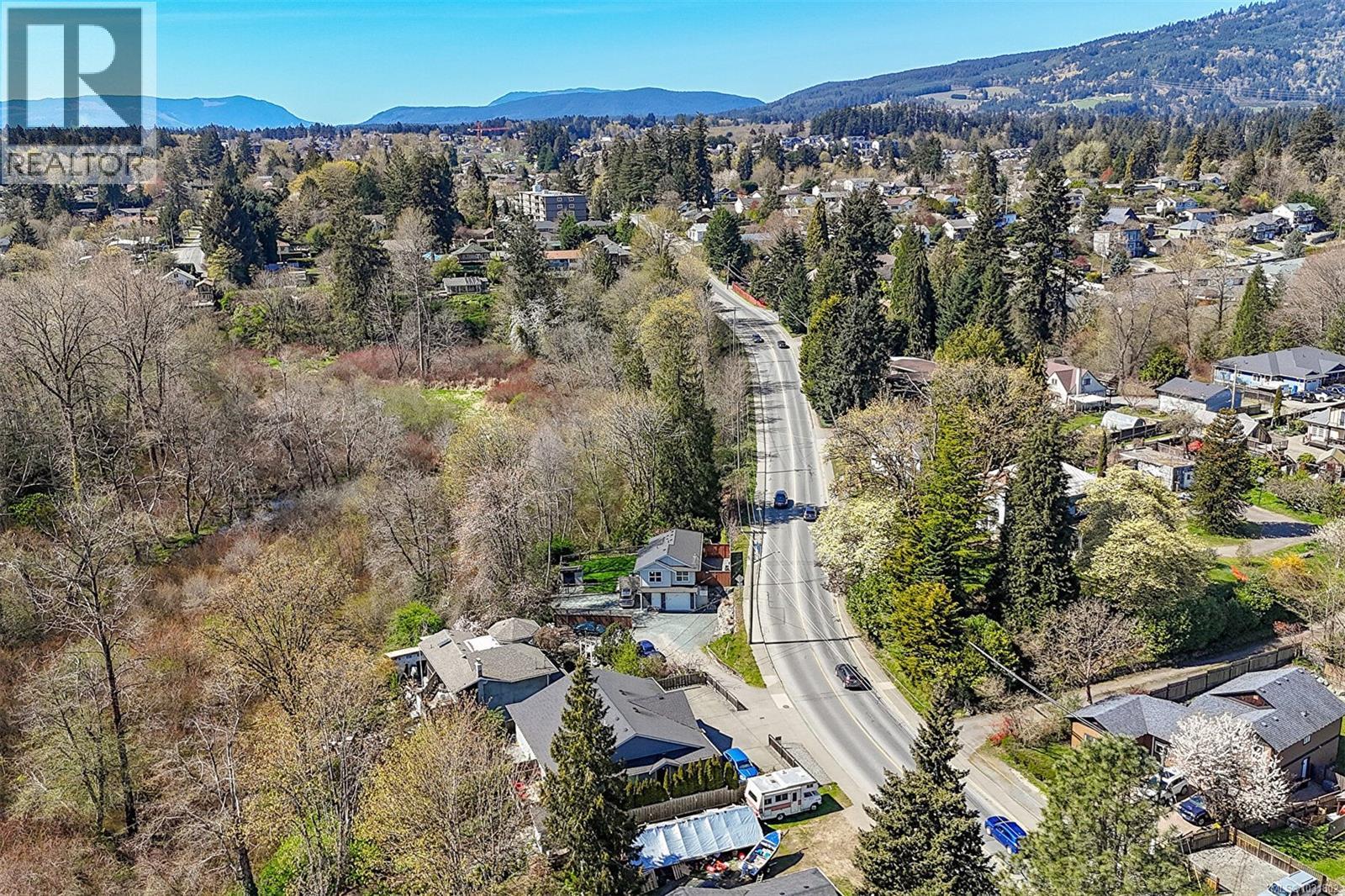 2886 SHERMAN RD - 48