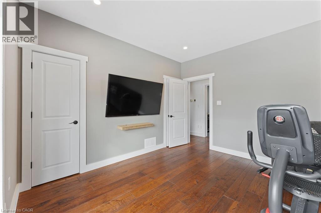 2210 HIGHWAY 54 - 23