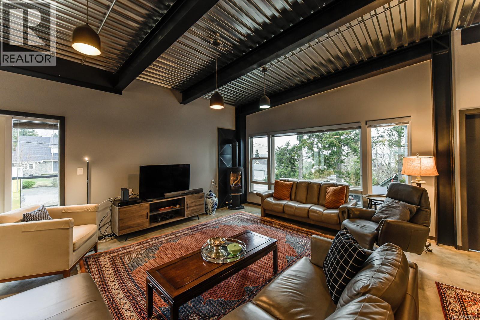 3855-3857 Warren Ave - 8