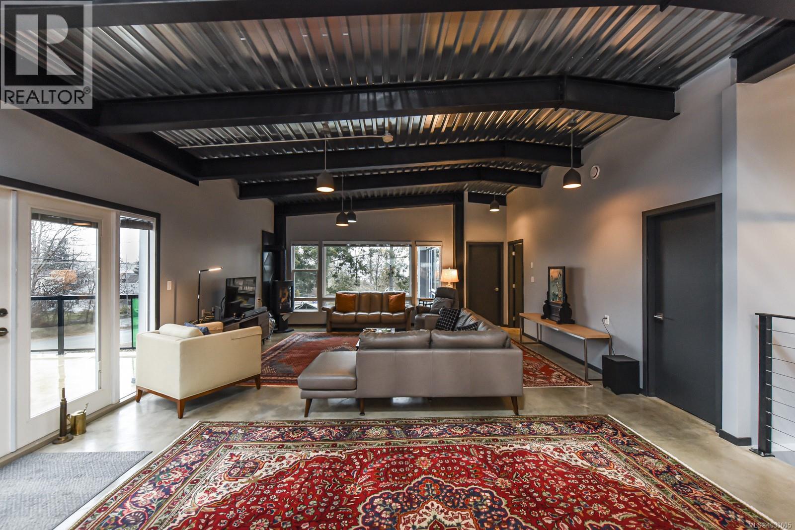 3855-3857 Warren Ave - 7