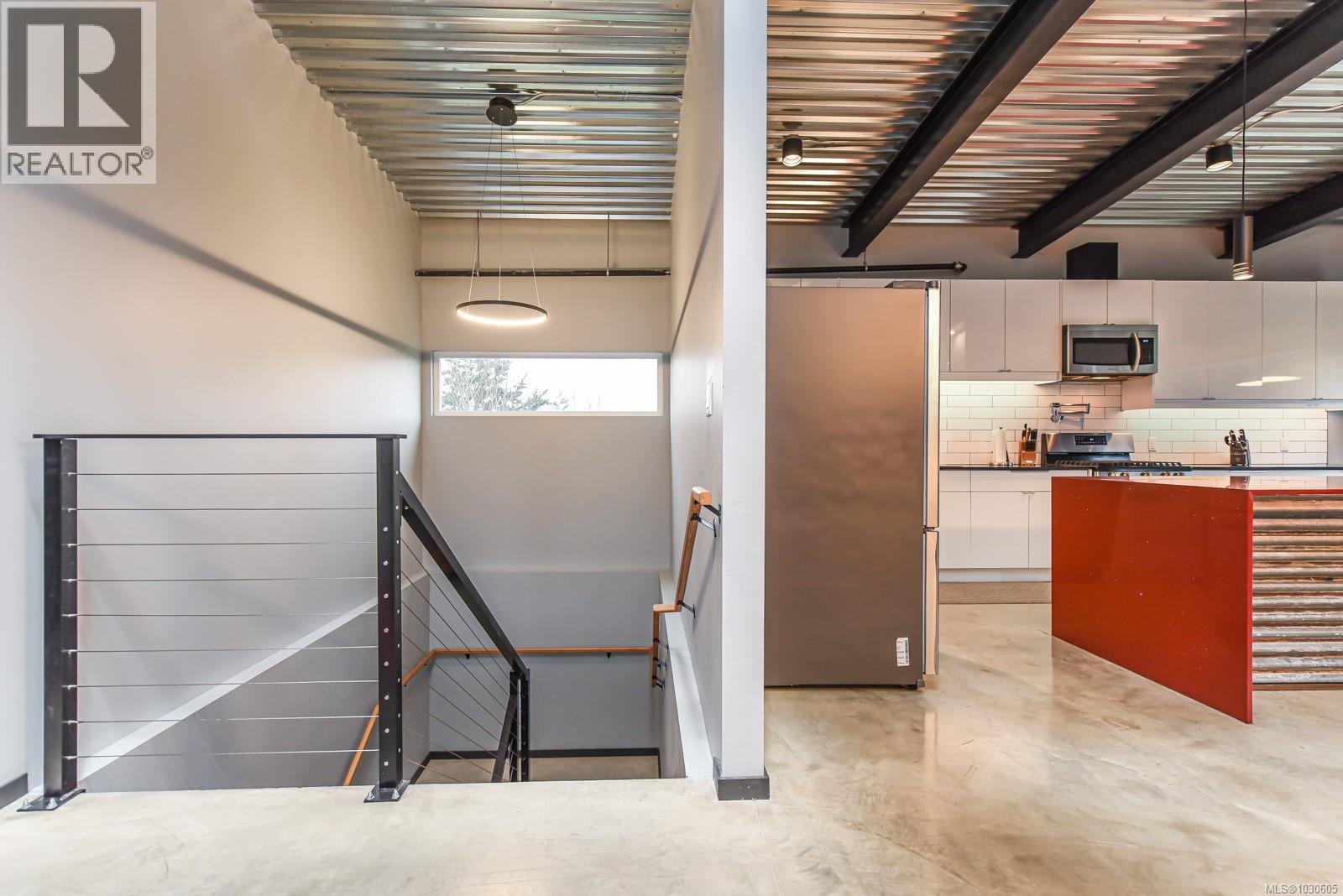 3855-3857 Warren Ave - 15