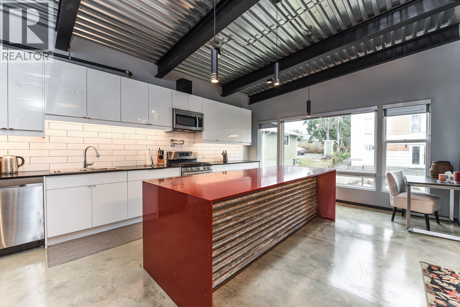 3855-3857 Warren Ave - 2