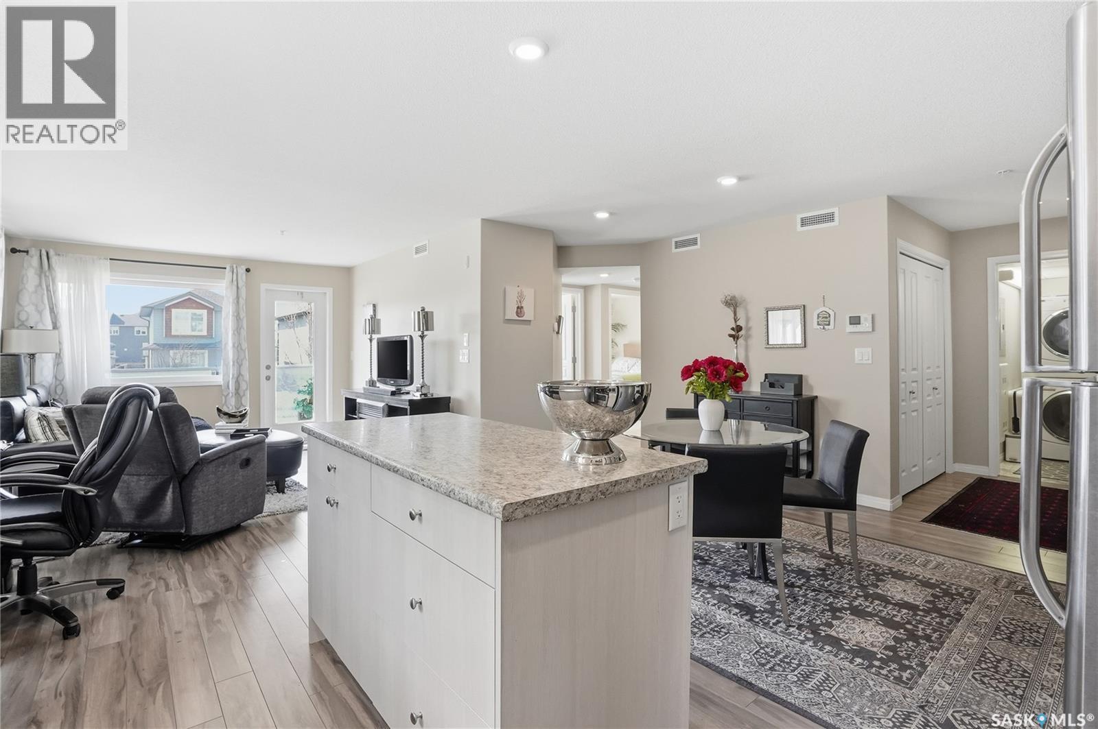 #1105 102 WILLIS CRESCENT - 12