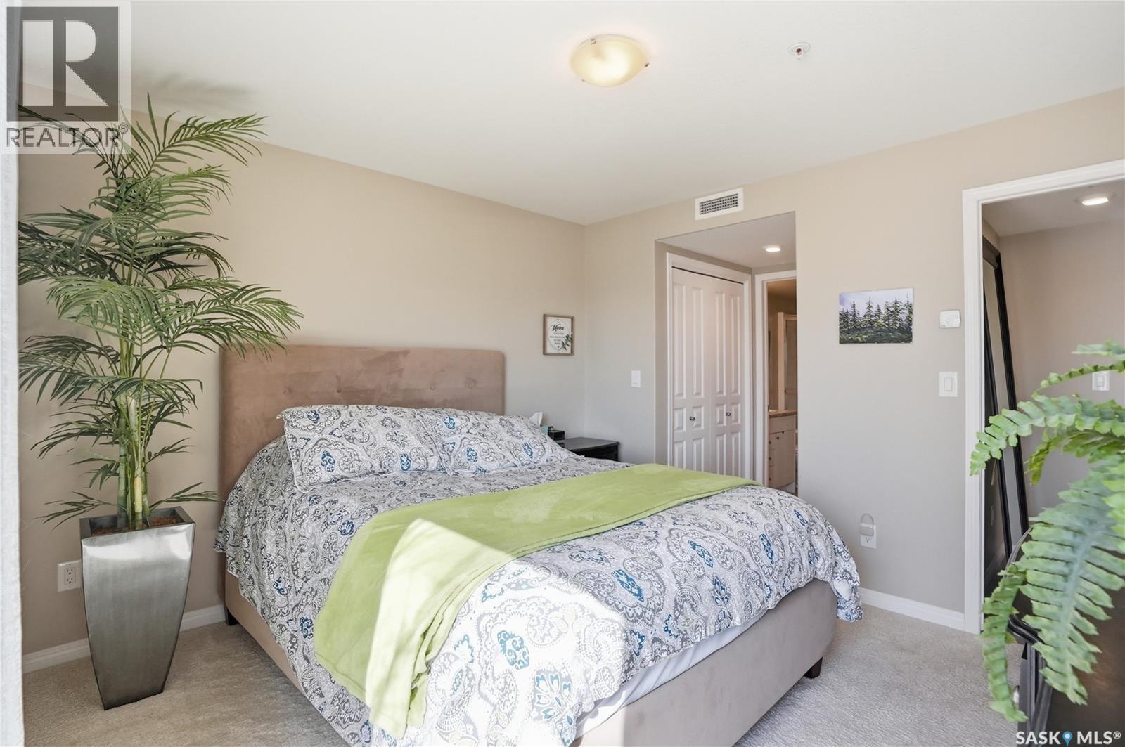 #1105 102 WILLIS CRESCENT - 20