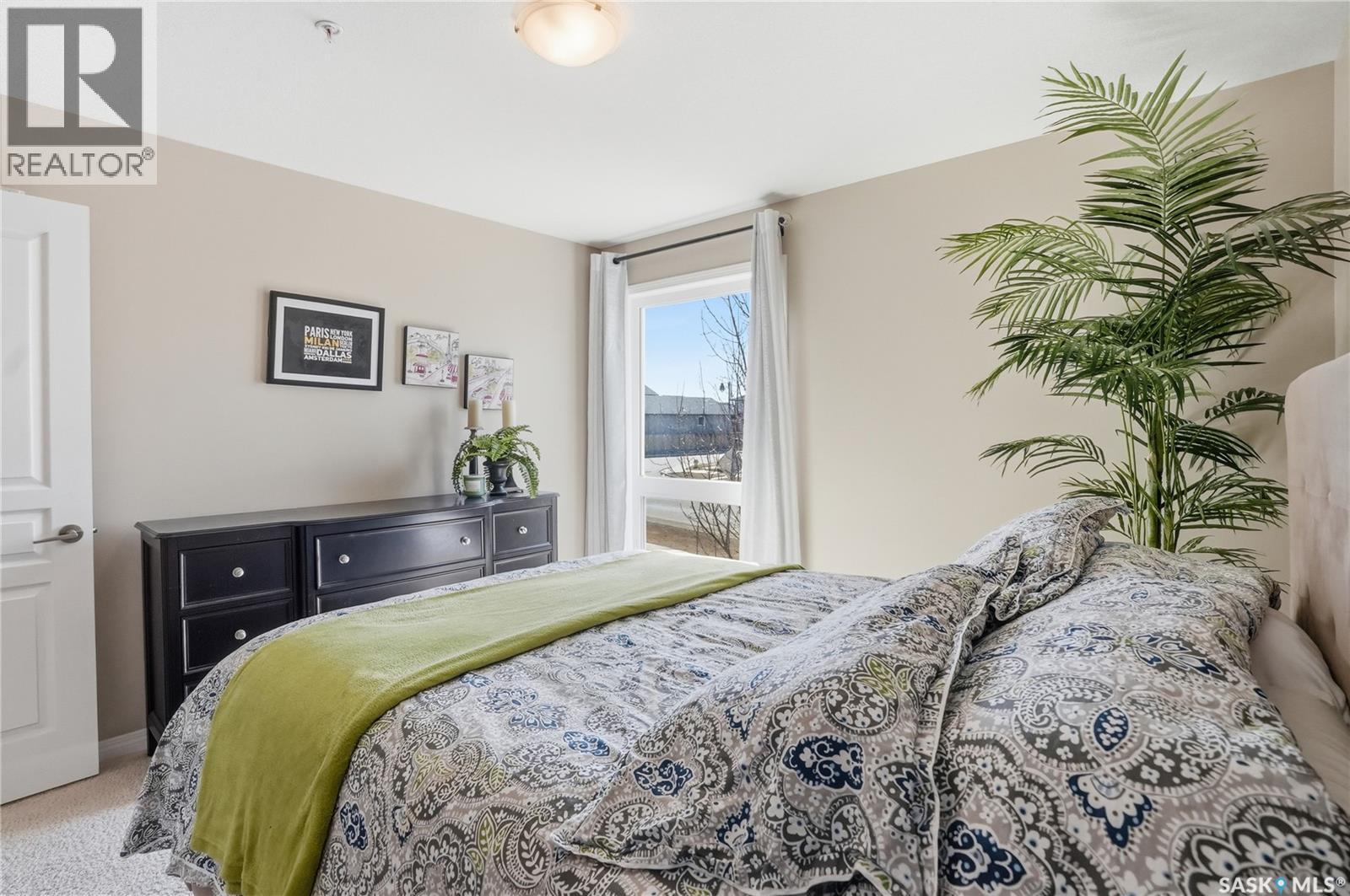 #1105 102 WILLIS CRESCENT - 21