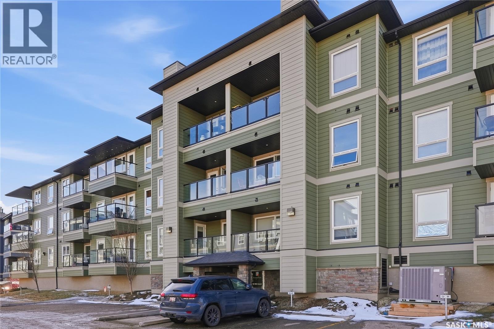 #1105 102 WILLIS CRESCENT - 35