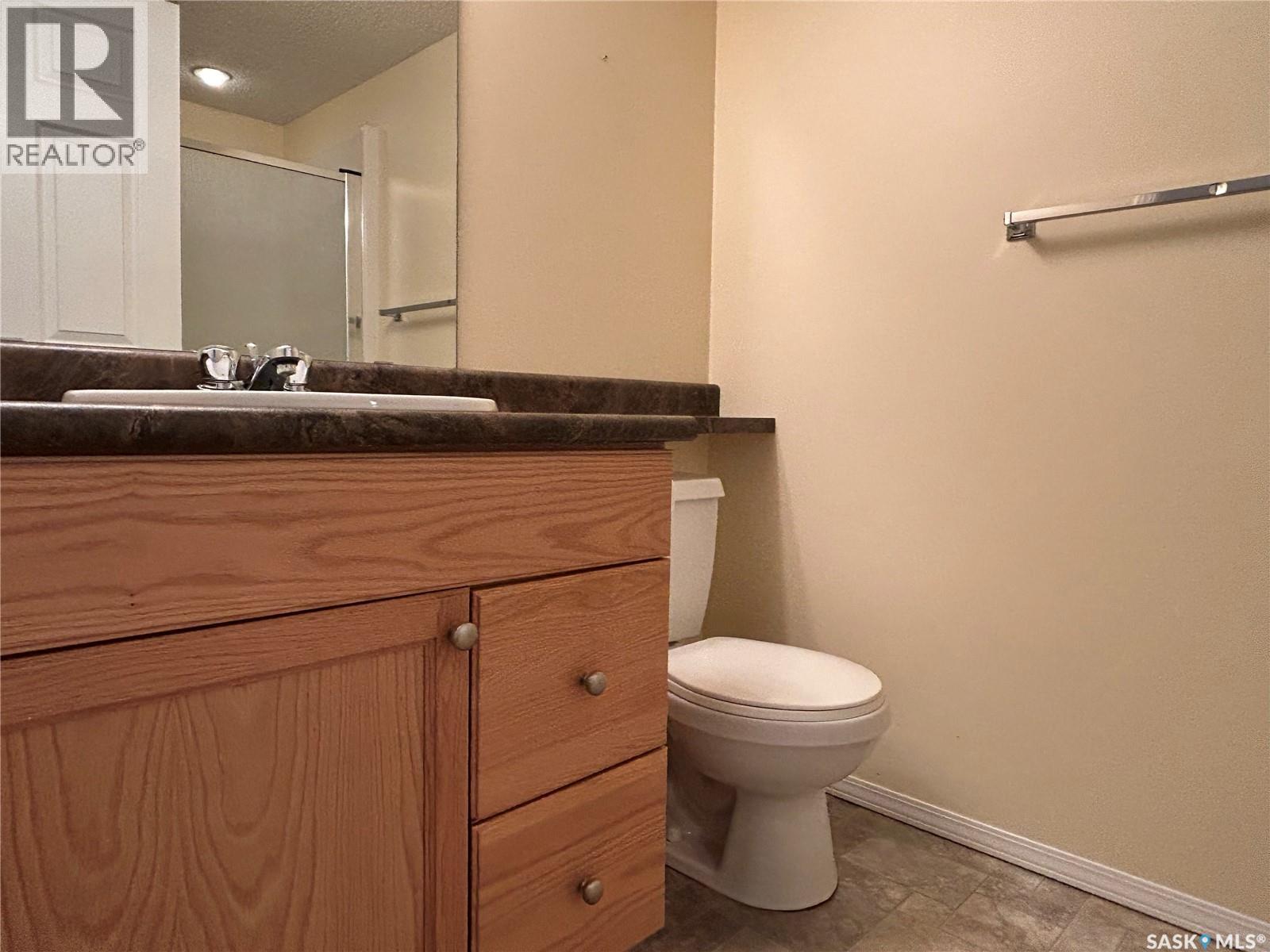 #208 1637 1ST STREET - 16