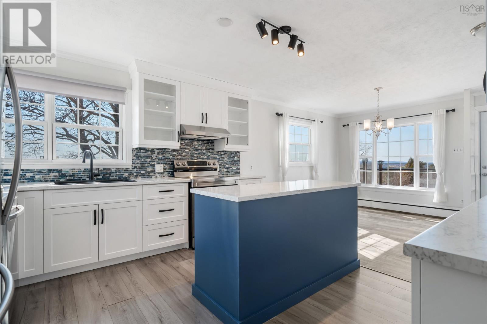 85 CHESTNUT STREET - Image 3