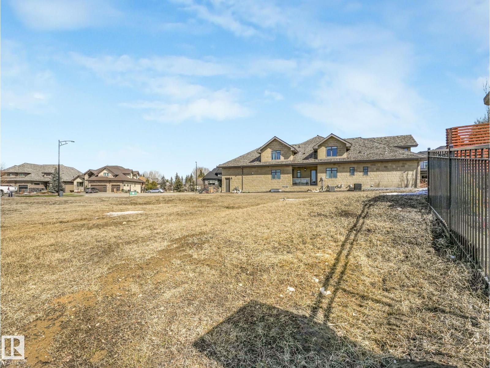 2794 WHEATON DR NW, Edmonton