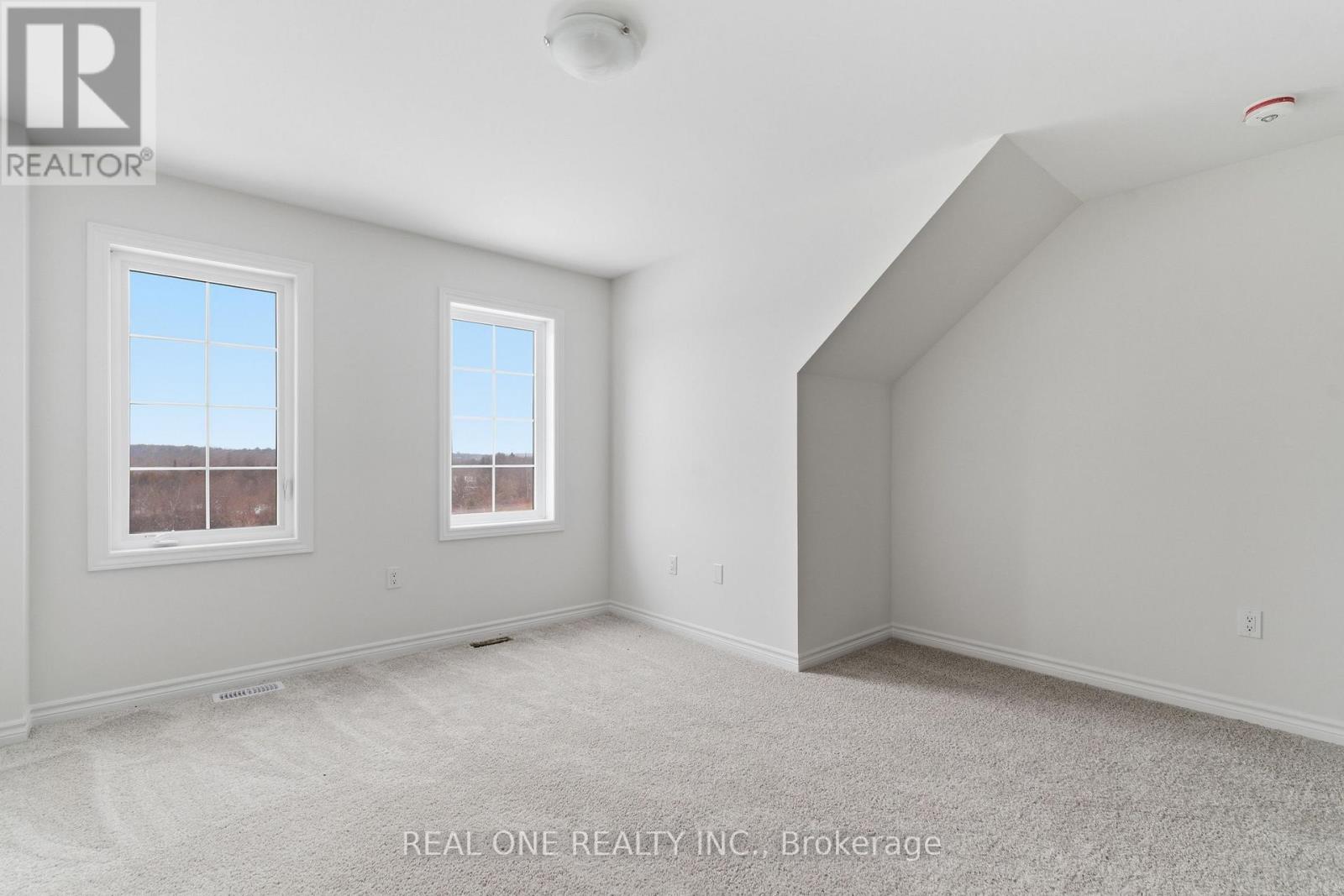 #33A 85 MULLIN DRIVE - 20