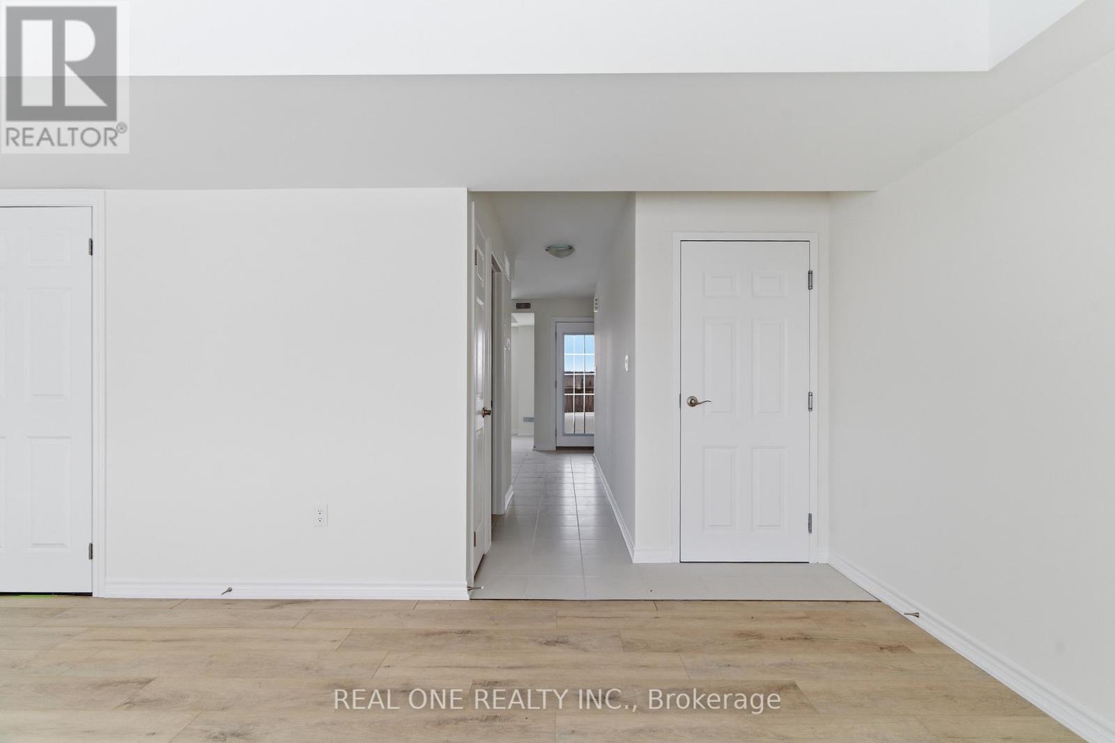 #33A 85 MULLIN DRIVE - 5