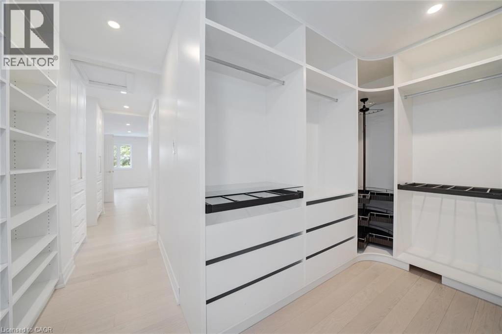 2A CHILTERN HILL - 32