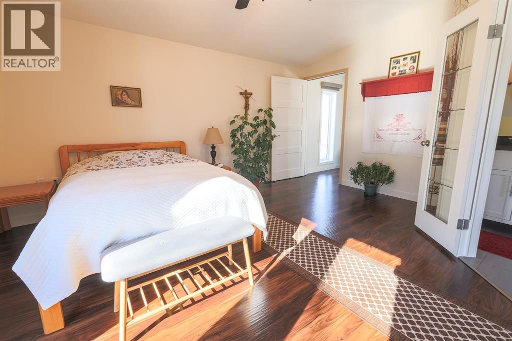 55001 TOWNSHIP ROAD 40-0 - 12