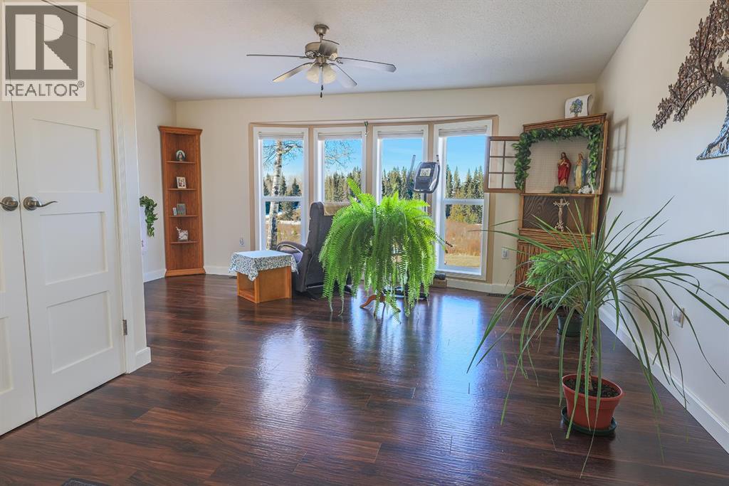 55001 TOWNSHIP ROAD 40-0 - 21