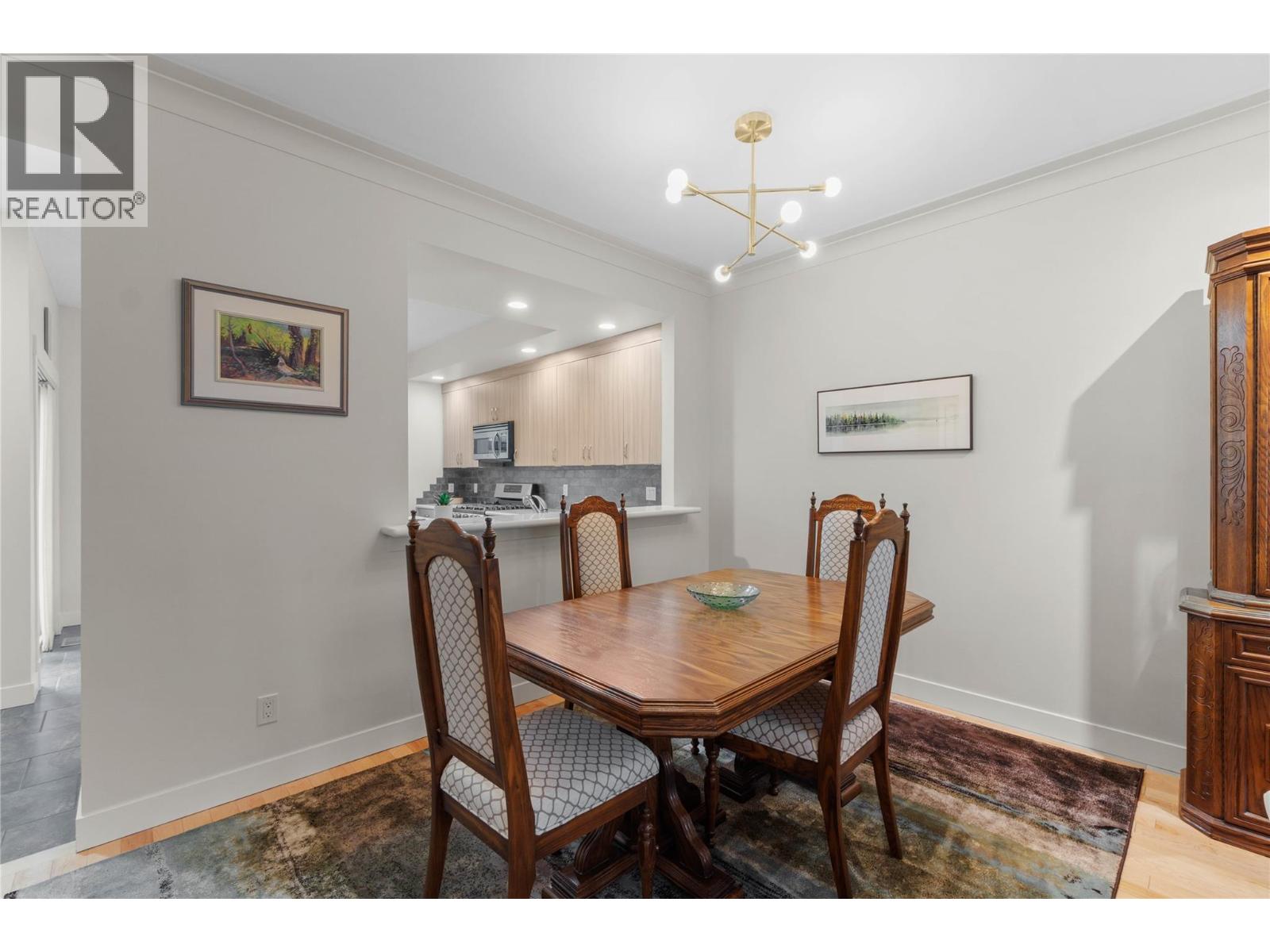 #10 576 NICOLA STREET - 9