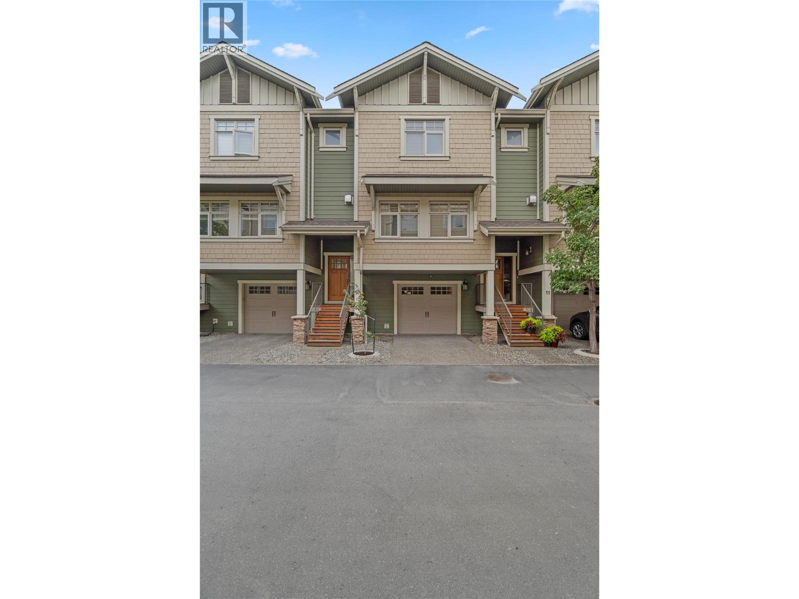 #10 576 NICOLA STREET - 42