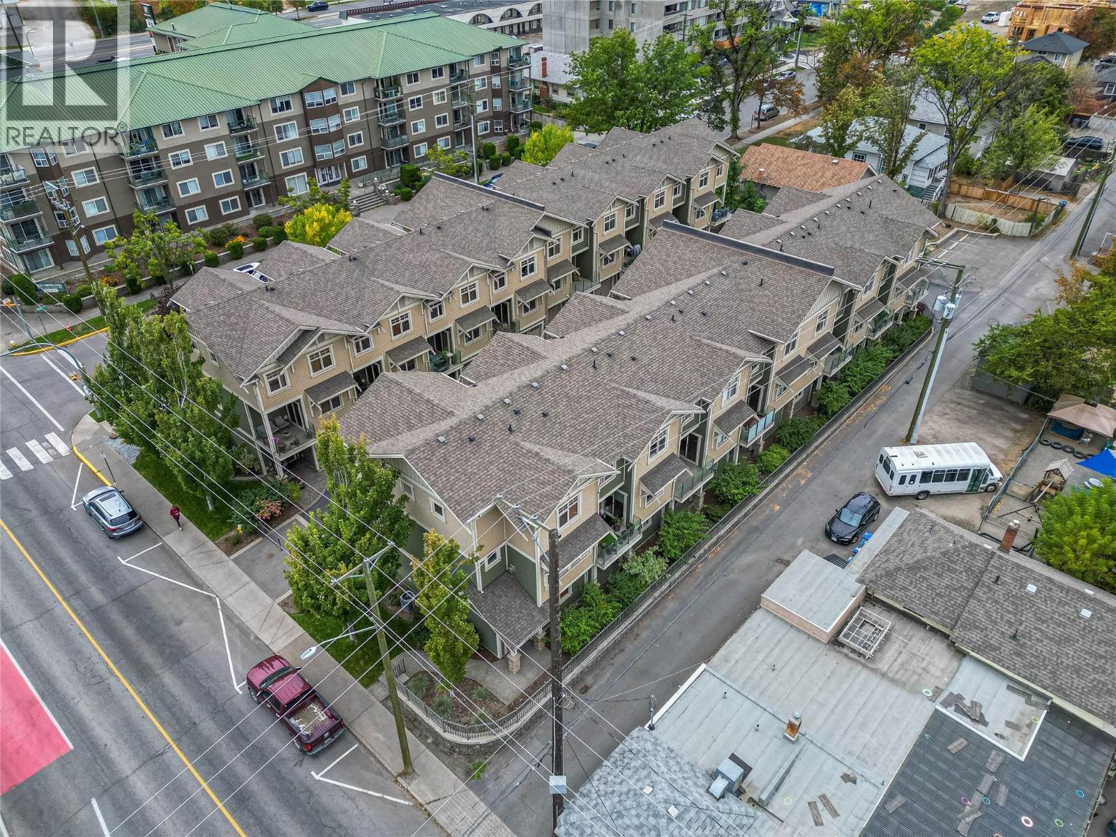 #10 576 NICOLA STREET - 28