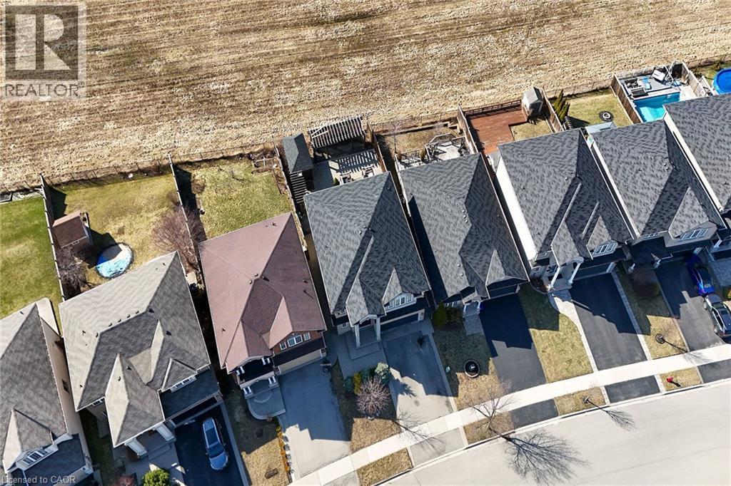 No rear neighbours. Bird's eye view