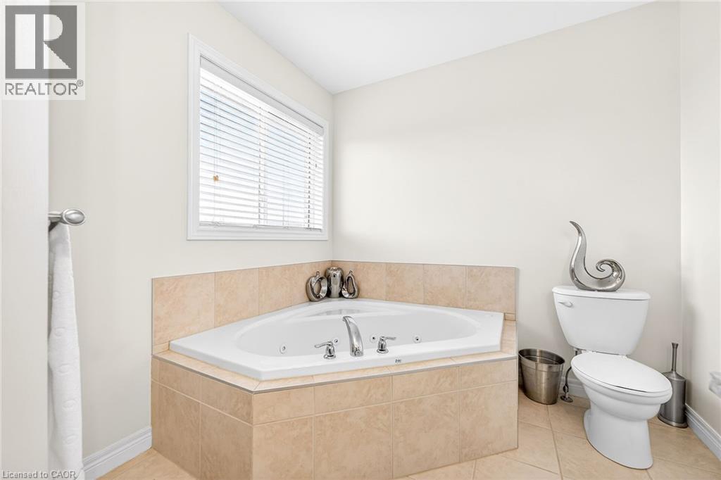 182 IRWIN AVENUE - 32